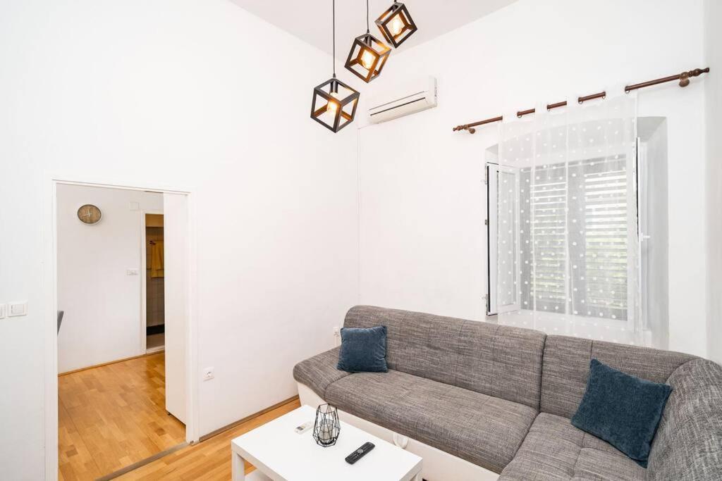 Apartment Maris Дубровник Екстериор снимка